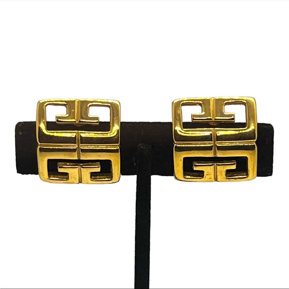 Absolutely fabulous! Vintage gold tone Givenchy earrings. Authentic.
